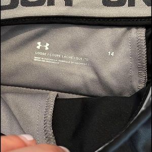 Boys Under Armour Golf pants size 14